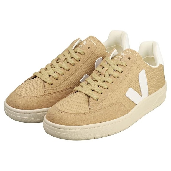 EUC/LIKE NEW VEJA V-12 VEGAN ALVEOMESH IN DUNE WHITE - SIZE 6 - Picture 9 of 16